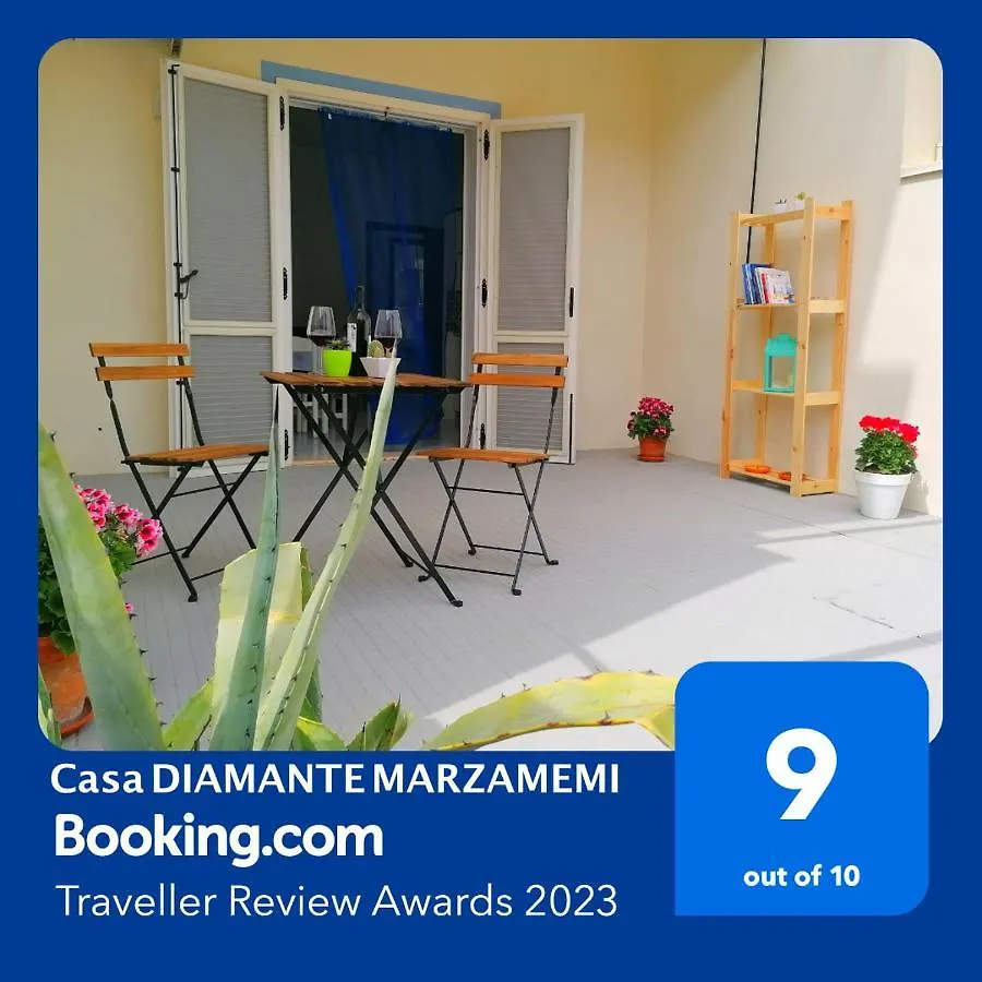 アパート Casa Diamante Marzamemiアパートメント